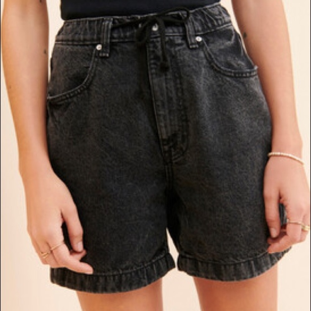 Urban Outfitters BDG Poppy Denim Drawstring Short – Black size XXXL Plus Size